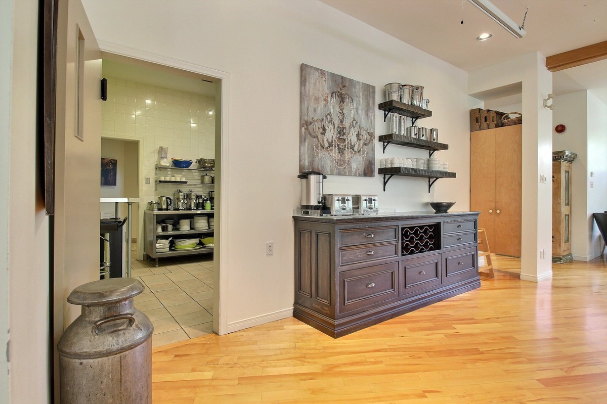 Coin café et cuisine professionnelle