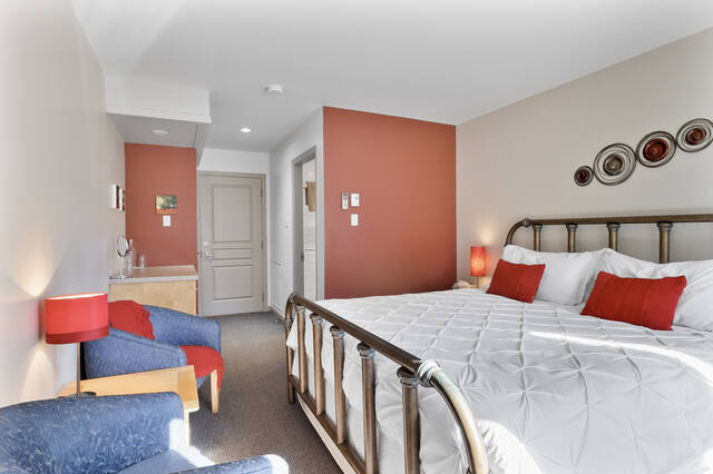 Chambre corail à motifs